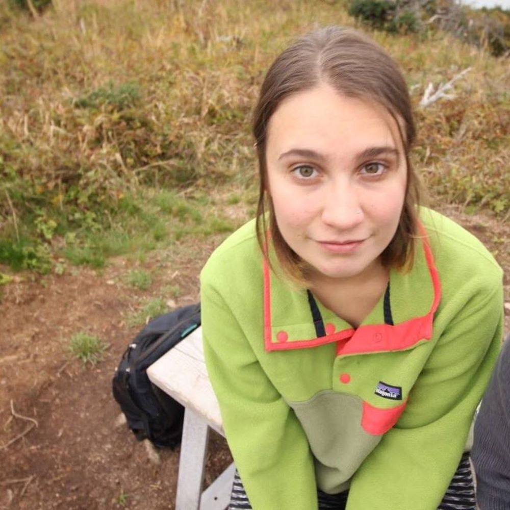 Meet your Posher, Emma